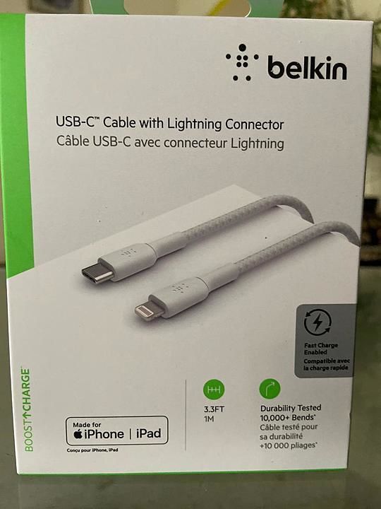 Type C to lighting cable for Apple products.
We are not only a brnad but a commitment.
Ph. uploaded by Linksys and Belkin on 6/15/2020