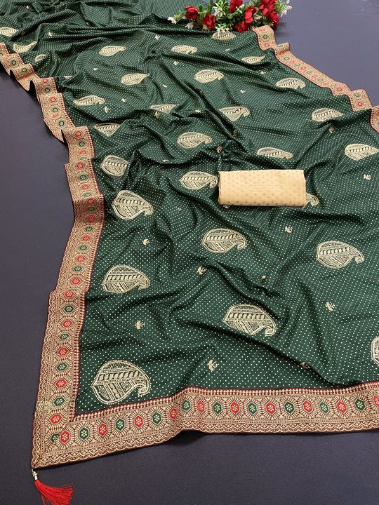 Dola silk saree uploaded by business on 4/19/2022