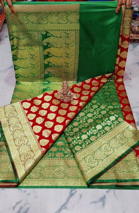 Post image I want 50 pieces of I need this sarees in low pruce from manufacturer.