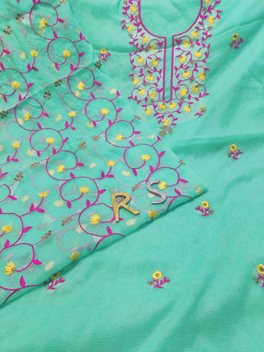 Suit with dupatta  uploaded by Clothing on 4/20/2022