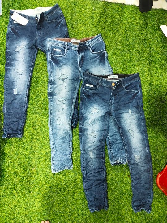 Post image Hot deal in cotton by cotton jeans only till sunday 2 % discount on order above 100 pec