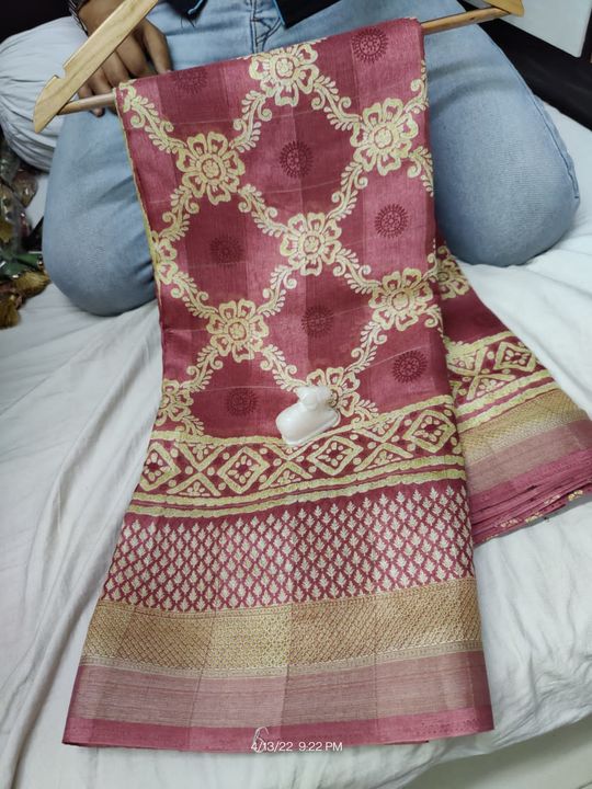 *श्रीnandhi Branded showroom Fancy saree* uploaded by business on 4/23/2022