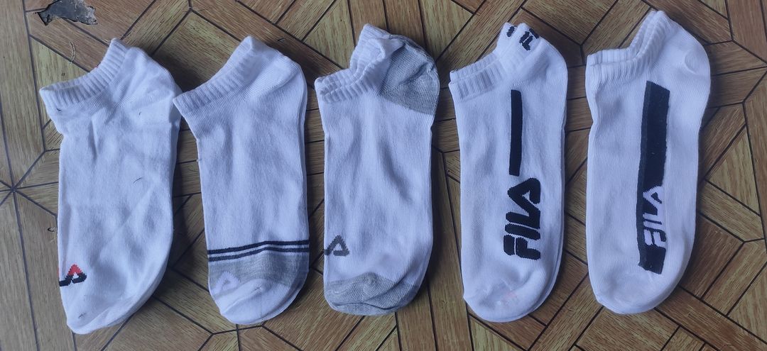 Fila White Ankel Socks Socks  uploaded by dpsox.com on 4/24/2022