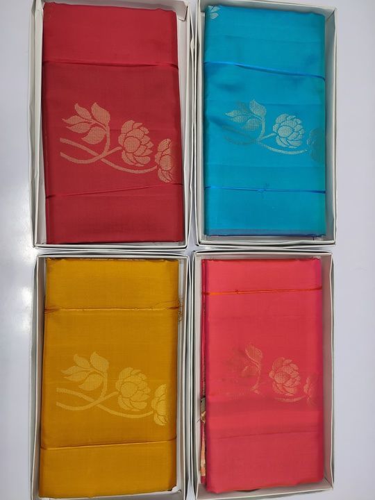 Without border putta saree uploaded by business on 4/25/2022