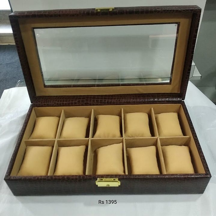 Post image Genuine Leather Watch Box with Lock and transparent Fiber top