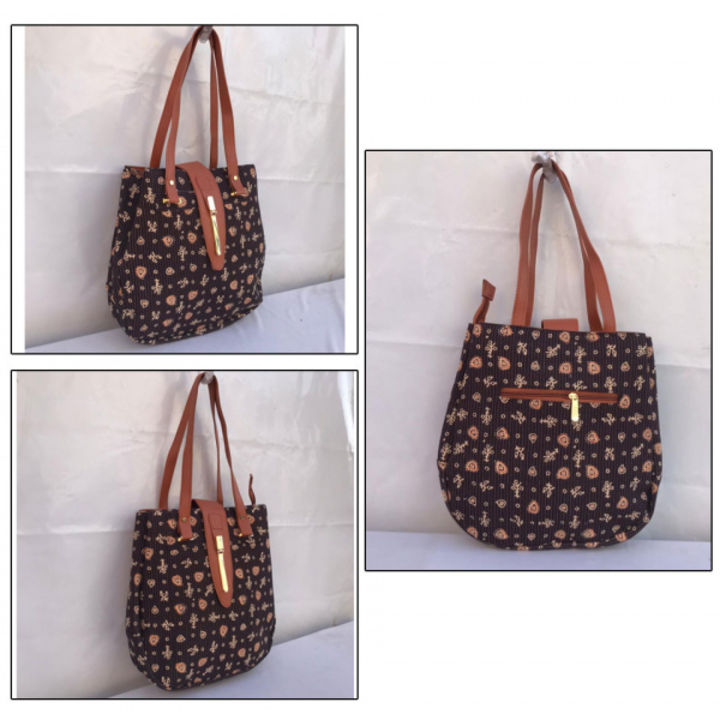 Stylish Ikkat Printed Trendy Handbags With HandHeld

 uploaded by Craferia Export on 4/26/2022