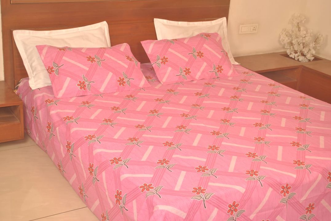 Post image 475/- 90*100 Double bed bedsheets 100% cotton with  photo &amp; pouch packing ..