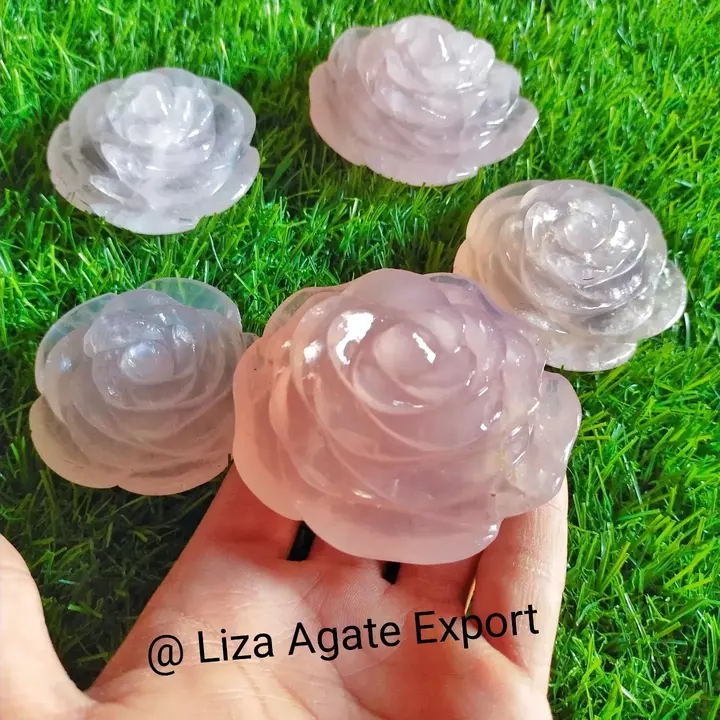 beautiful top Natural Rose 🌺 .quartz flowers. 🌺 uploaded by LIZA AGATE EXPORT on 4/27/2022