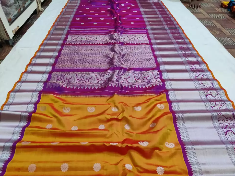 Post image Manufacturer of gadwal handloom sarees
