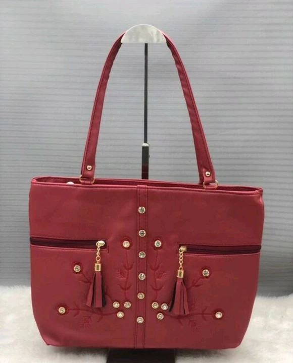 Women's handbag  uploaded by business on 4/29/2022