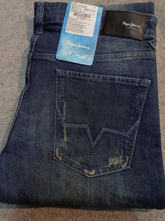 Post image 100% Original Pepe jeans 
New shipment
MRP 2299-6000❌
Biggest Offer Price ke liye join kare - The Dressing Sense