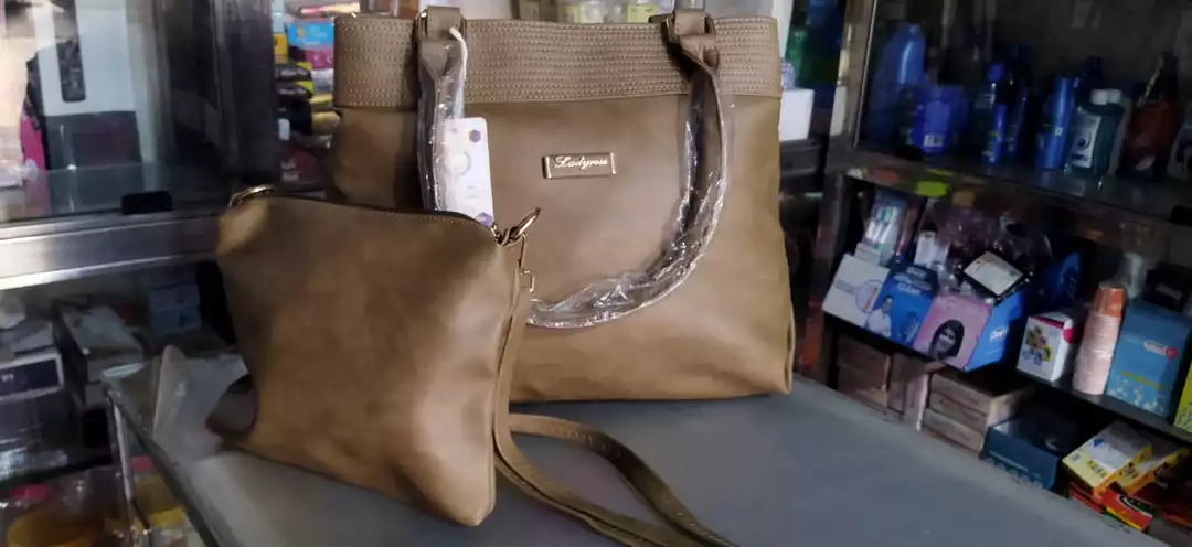 Hand bag uploaded by business on 4/30/2022