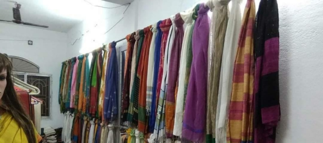 Warehouse Store Images of Handloom Saree & More