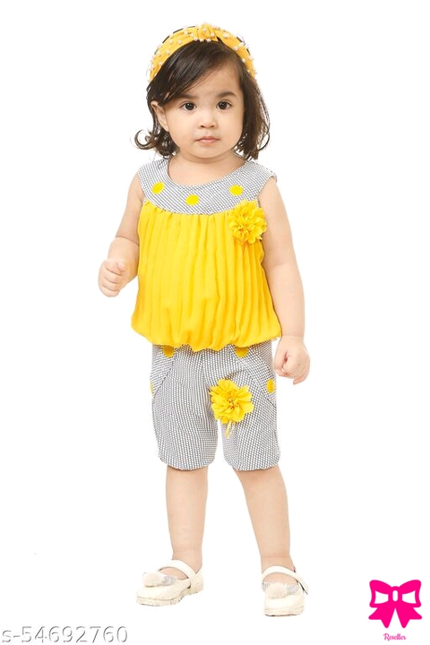 Post image Catalog Name:*Modern Stylus clothing sets*Top Fabric: Cotton BlendBottom Fabric: Cotton BlendSleeve Length: SleevelessTop Pattern: EmbellishedBottom Pattern: Solid,Printed,StripedSizes:12-18 Months, 18-24 Months, 0-1 Years, 1-2 Years, 2-3 Years, 3-4 Years, 4-5 YearsEasy Returns Available In Case Of Any Issue*Proof of Safe Delivery! Click to know on Safety Standards of Delivery Partners- https://ltl.sh/y_nZrAV3Price. 300
