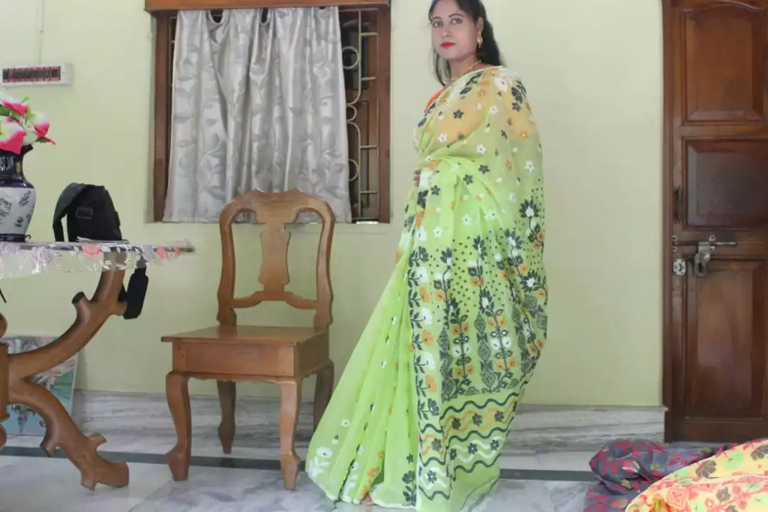 Tulip handloom saree uploaded by Mala textile on 5/1/2022
