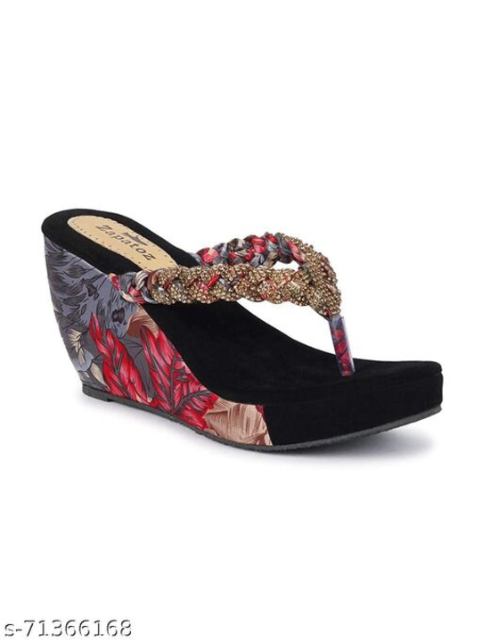 Beautiful heels sandals uploaded by MERA KAAM MERA NAAM on 5/2/2022