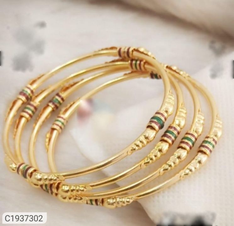 Stunning Meena work Ball bangles (Pack of 2)

 uploaded by business on 5/3/2022