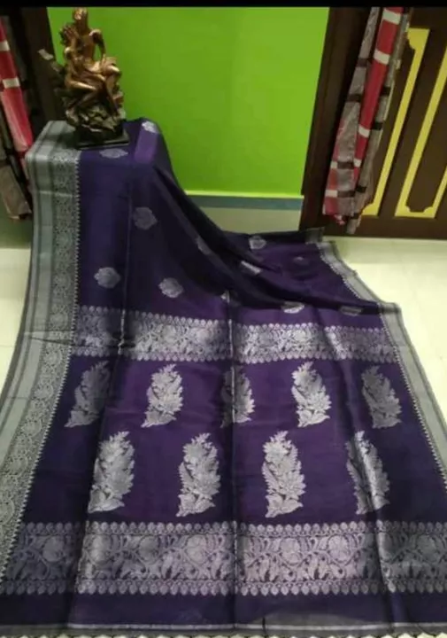 Post image 100% handloom Saree good quality.hand wash.