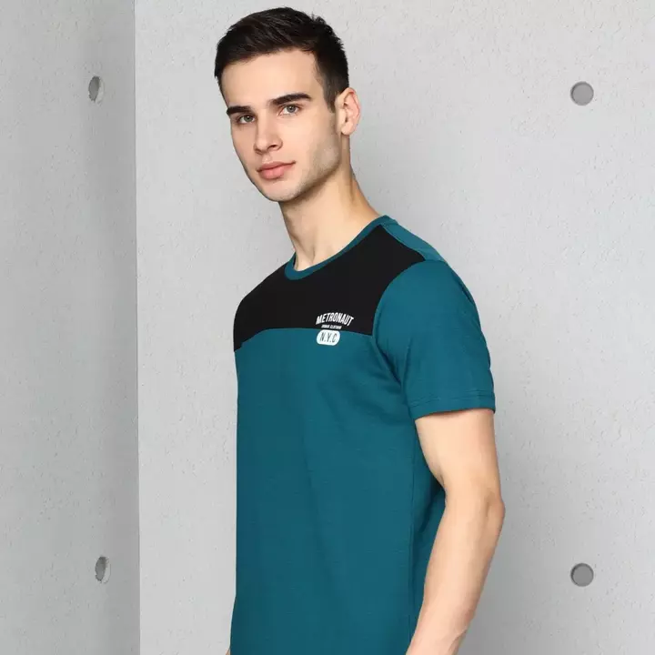 Slim fit round neck T-shirt uploaded by business on 5/5/2022