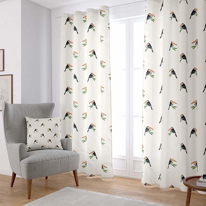 The Toucan in wild 8feet by 4.5feet curtain uploaded by business on 10/24/2020