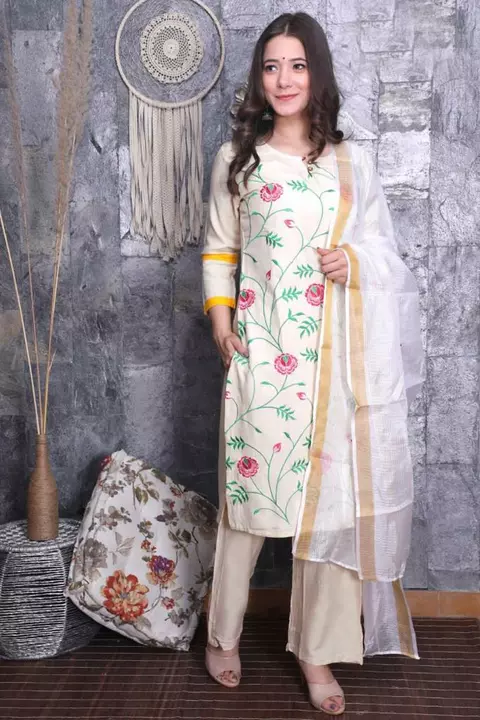 Kurti palzo with dupatta 3pes uploaded by Shree shyam collection on 5/8/2022