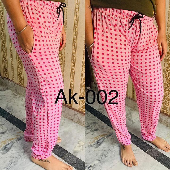 1set upper and lower uploaded by Trusted Fashion Sk  on 6/16/2020
