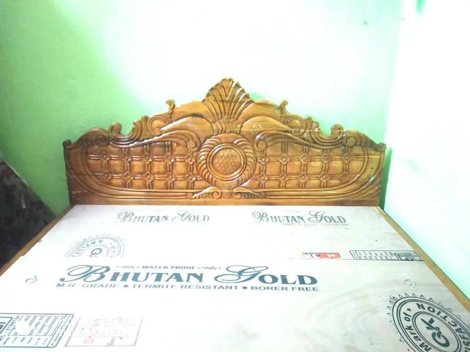 Divan  uploaded by Maa kali furniture  on 5/9/2022