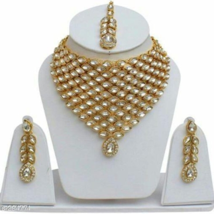 Jewellery set uploaded by business on 5/9/2022
