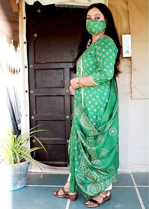 Emerald Bhaglapuri Silk Suit with Designer Mask uploaded by Radzy India on 10/25/2020