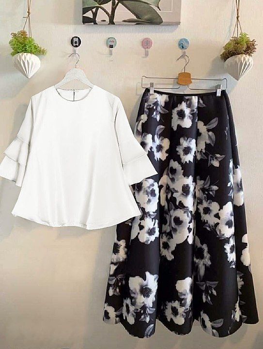 Post image 👗 Guarantee of Quality 👗

*TOP + SKIRT*

*Top Fabric* :~14kg REYON
*Top Length*:~28” Inch
 
*Skirt* 
Digital Printed Cotton

*PlazzoLength*:- 40” Inch

For interest Whatsapp number -9924587128
          

Full Stitched Readymade
Size :- M, L, XL, XXL, 

*RATE :- 499

Full Stock Available

BOOKING COMPULSORY
