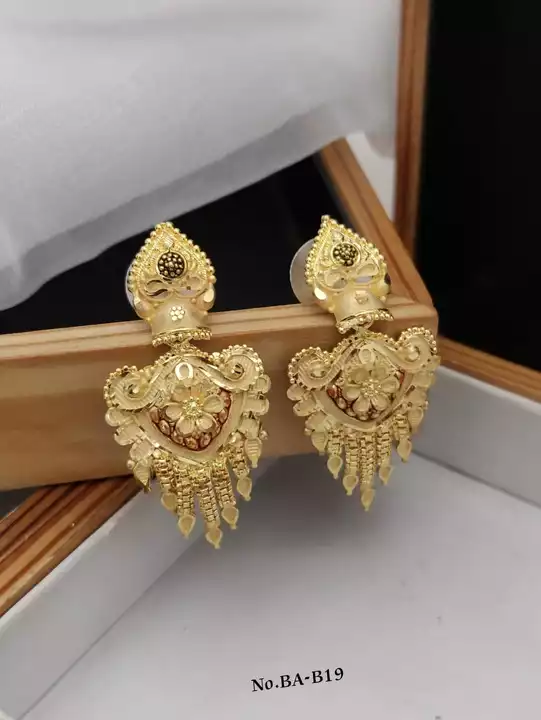Gold earrings uploaded by AKSHAR IMITATION JEWELLERY on 5/14/2022