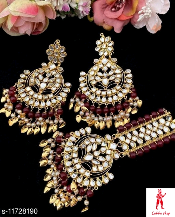 earings with maag teeka  uploaded by business on 5/14/2022