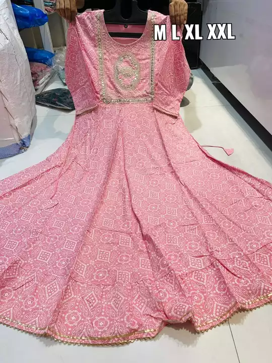 Post image R. J
*FULL STOCK😍*                    *NEW LONG HAND WORK KURATI FULL GERA LONG GOWN*😍✅
FABRIC- PREMIUM REYON CLASS🤗
SIZE-M TO XXL ✅BIG SIZE -3XL 4XL 5XLLsPRICE-999/- SHIP Free☑️BIG size PRICE -50 RS EXTRA
We guaranted for 101% Lowest Price🤩
*CLASS QUALITY*☑️