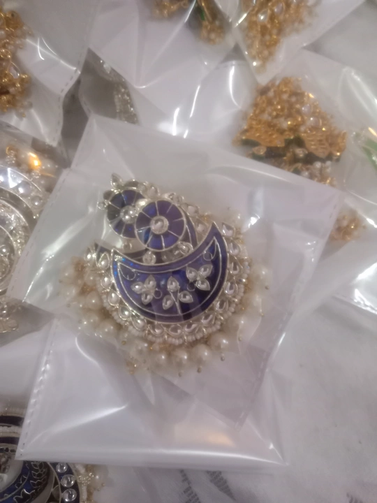 Kundan earrings uploaded by New Bombay jewellery on 5/15/2022