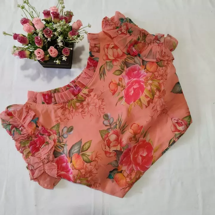 Blouse  uploaded by 23style_hub on 5/17/2022