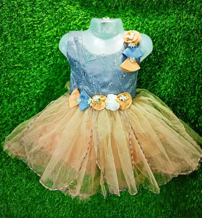 Product image with price: Rs. 145, ID: baby-girl-frocks-7e73dc2f