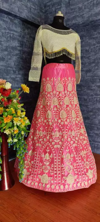 Lehengha choli for women latest design  uploaded by Kakdiya crafts on 5/20/2022