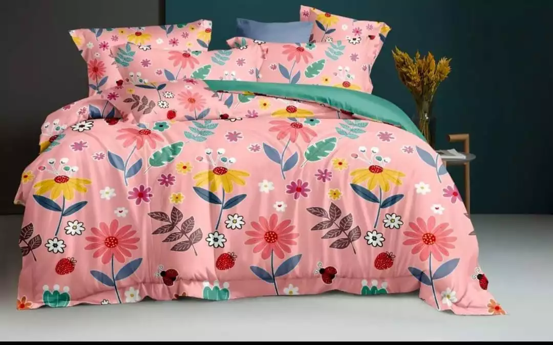 4 pcs Ac comforter set ( 1 comforter and 1 bedsheet with 2 pillow covers )  uploaded by Radhy krishna overseas on 5/20/2022