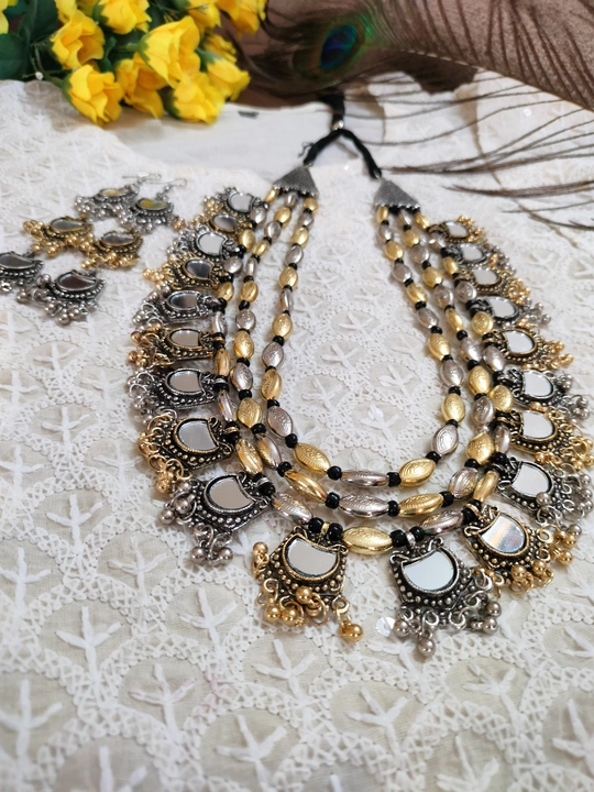 Post image Chikankari Kurti with this beautiful jewellery set
Kurti size: 38 to 44Colours available
