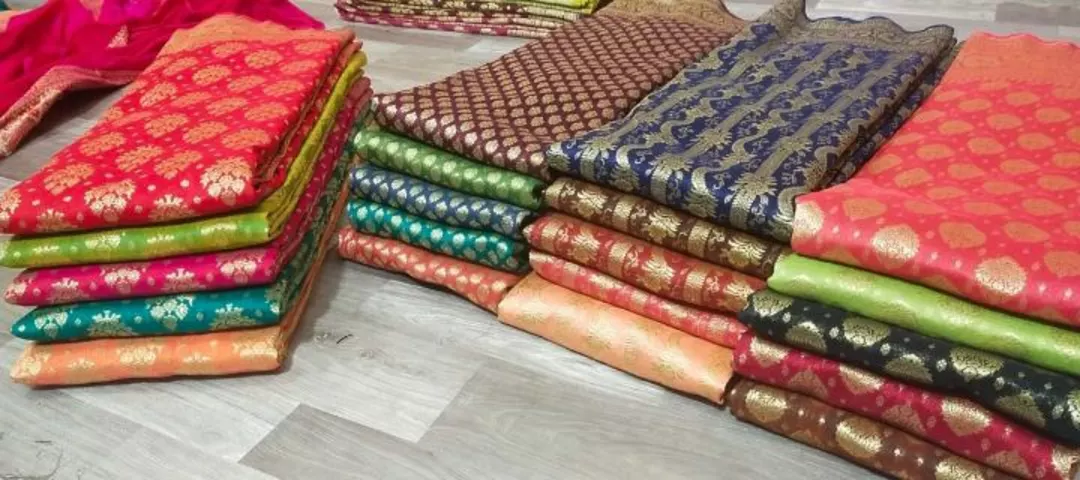 Warehouse Store Images of Soft Silk saree 