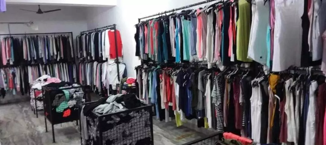 Warehouse Store Images of Fashion