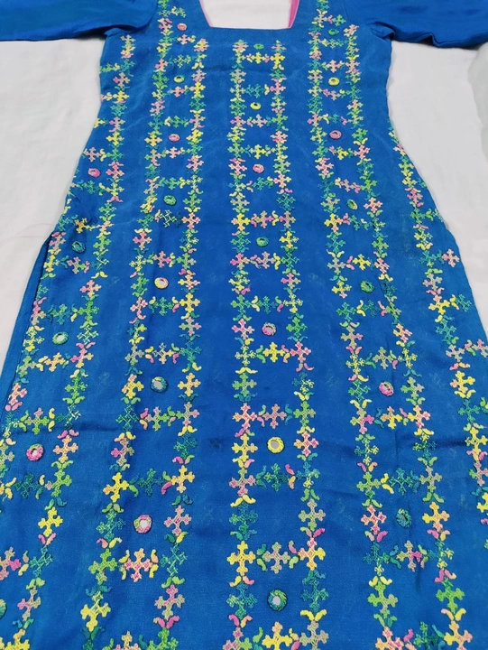 Hand embroidered kurta uploaded by Gajra Handicrafts on 5/22/2022