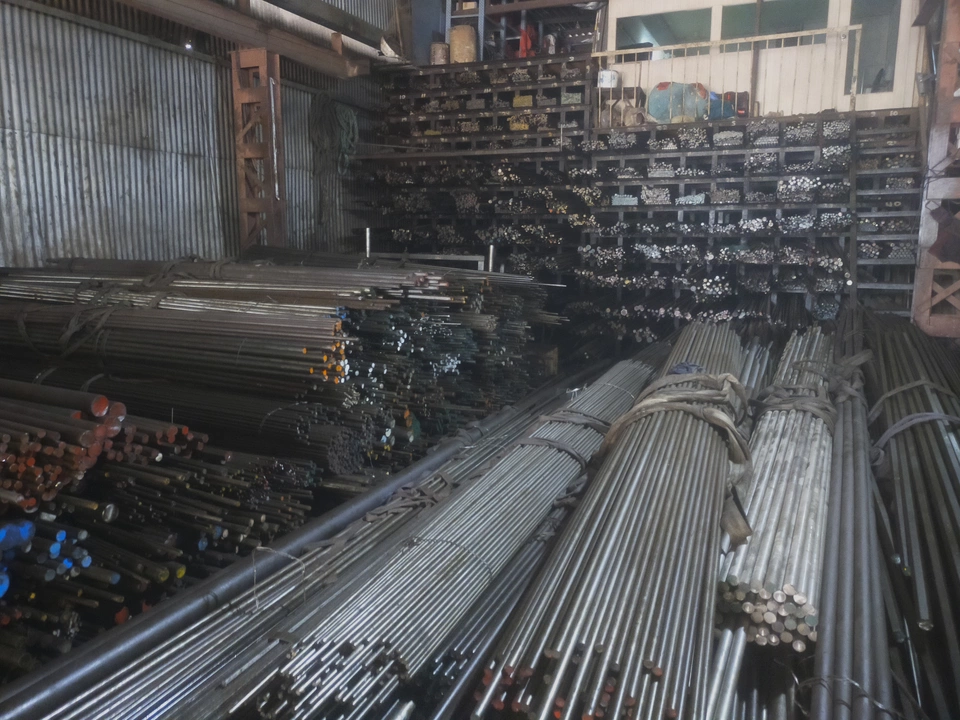 Carbon steel round bar uploaded by Shri ambe metal & alloys on 5/24/2022
