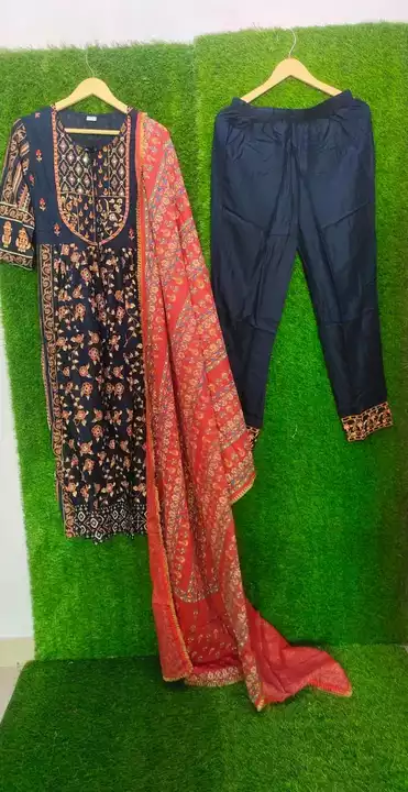 Designer Suit uploaded by Ridhi Wholeseller on 5/24/2022