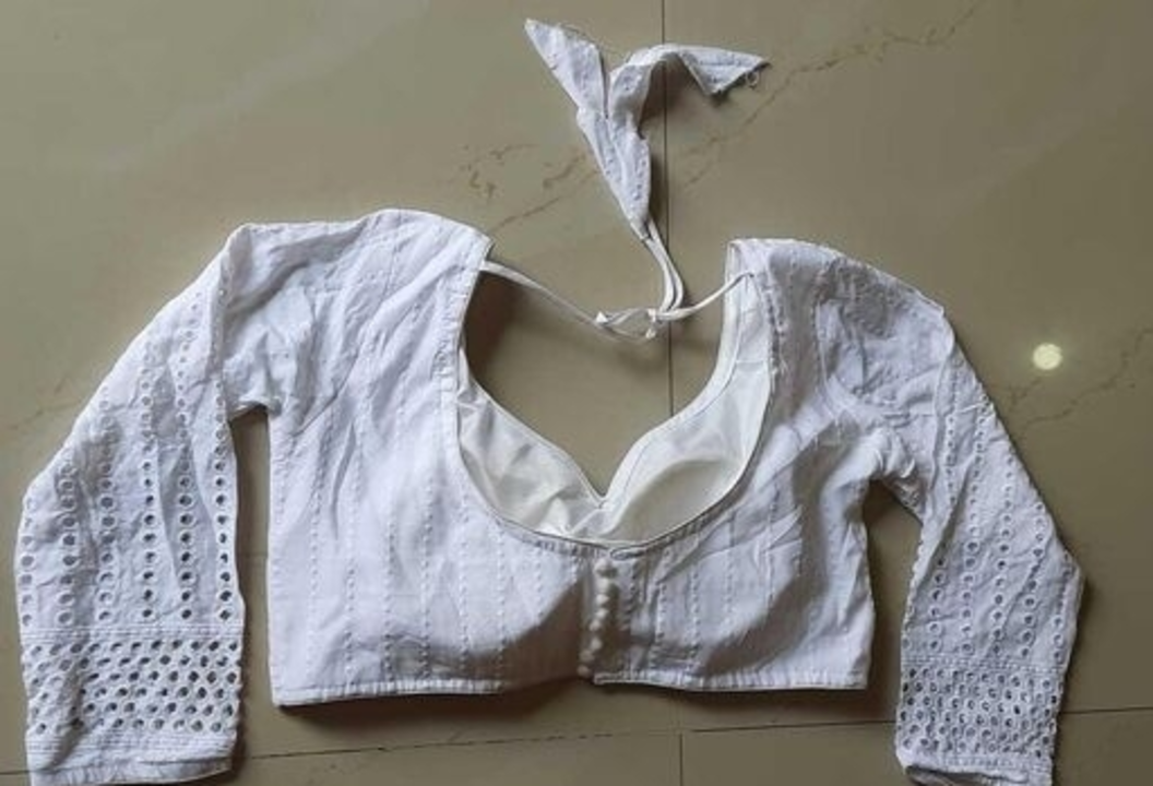 Blouse uploaded by business on 5/29/2022