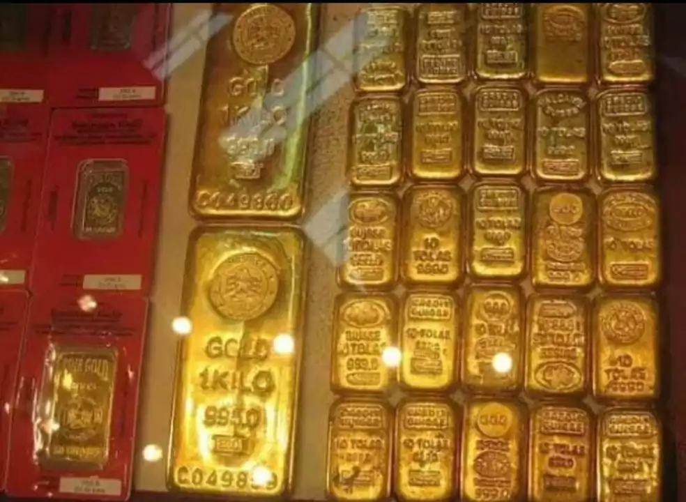Gold Bar  uploaded by Manya Exports And Imports on 5/29/2022