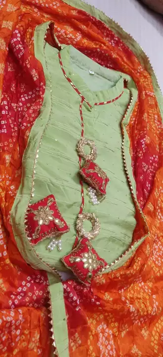 Post image FANCY CHANDERI WITH SEQUENCE WORK AND BANDHEJ DUPATTA
SIZE 42/44/50
MSP 1200 FREE SHIPPING