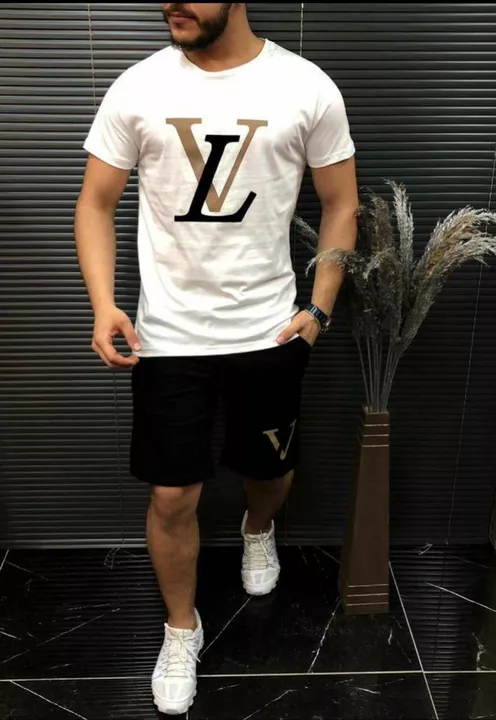 Louis Vuitton T- Shirt uploaded by ClothsVilla on 5/29/2022