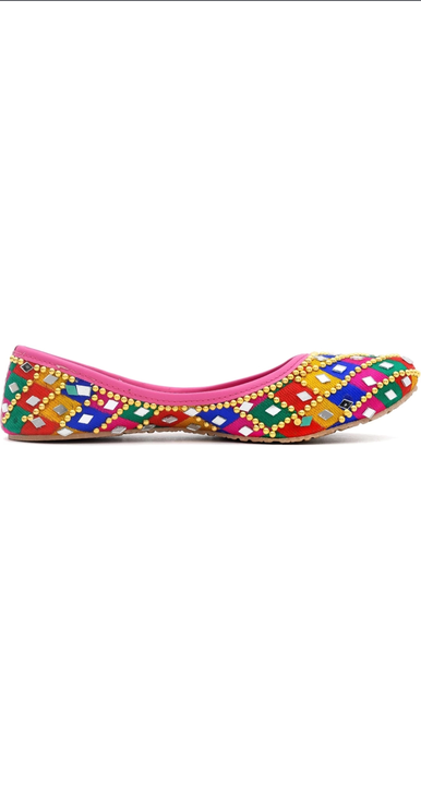 Multi colourful Juti with hand work  uploaded by INDIAN CRAFT on 5/30/2022