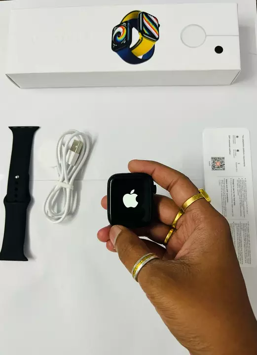 K17 Full display with Apple Logo on off uploaded by Shoppers Hub ™️ on 5/31/2022
